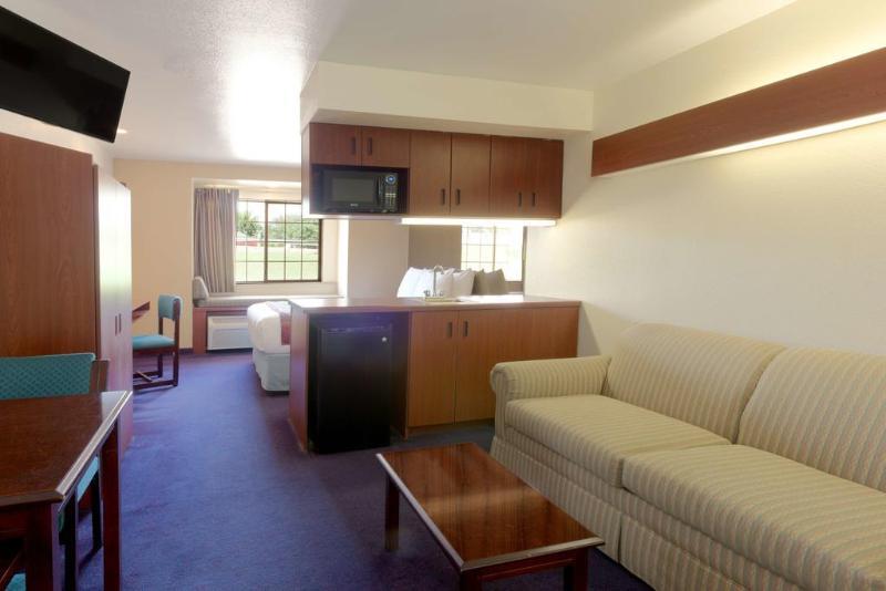 Econo Lodge Inn & Suites Mesquite - Dallas East Exterior foto